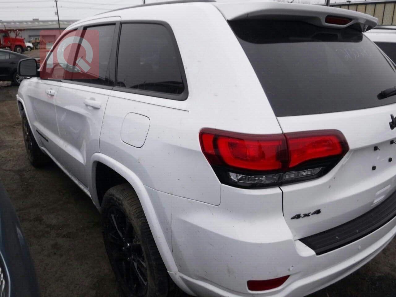 جيب جراند شيروكي